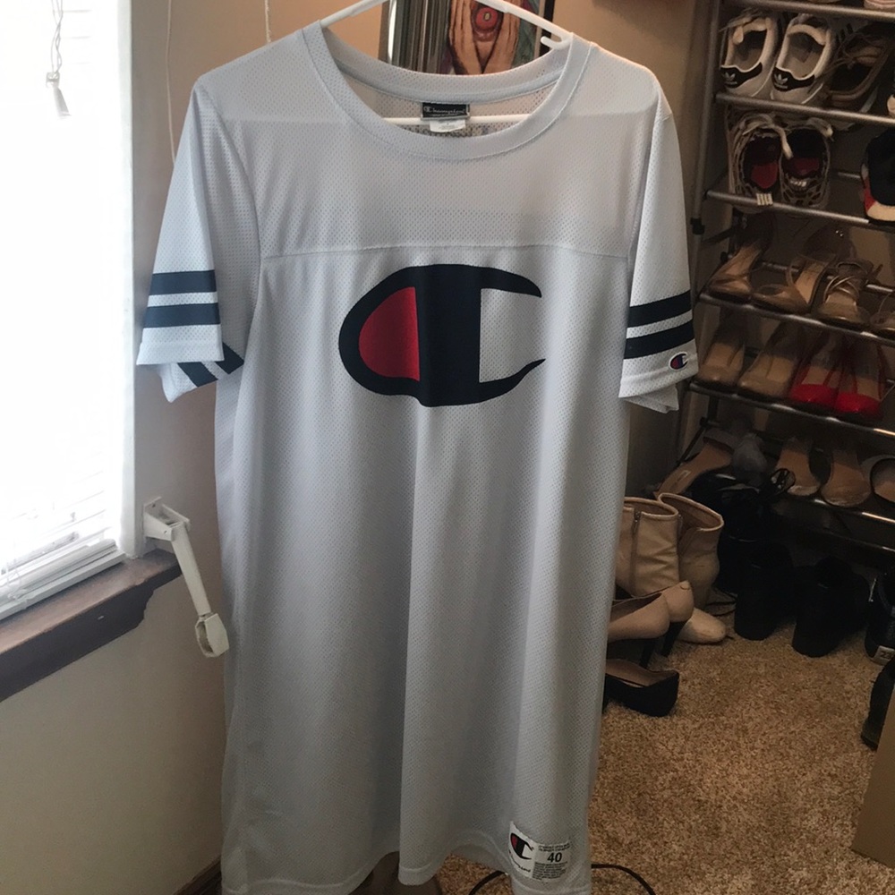 Champion dress